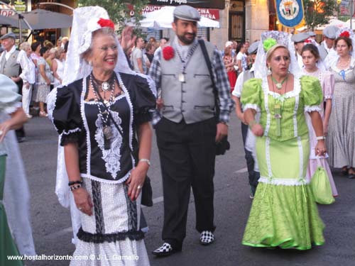 Chulapos Verbena de la Paloma Virgen de la Paloma Latina Madrid Spain