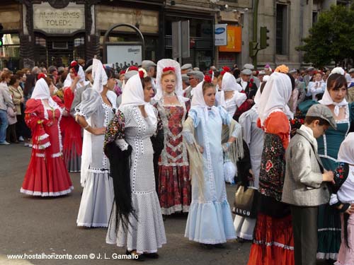 Procesión de San Isidro. Madrid. Chulapas.