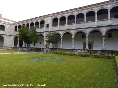 Monasterio de Santo Tomas Claustro de los Reyes Avila Spain