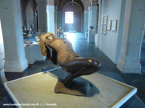 Exposición Cornelis Zitman. Cuartel del Conde Duque Madrid.