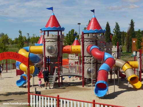 Parque Europa Torrejon de Ardoz Madrid Juegos infantels