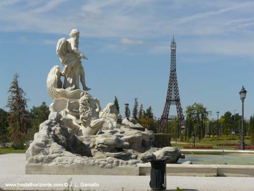 Parque Europa Torrejon de Ardoz Madrid Spain Fontana de Trevi Torre Eiffe