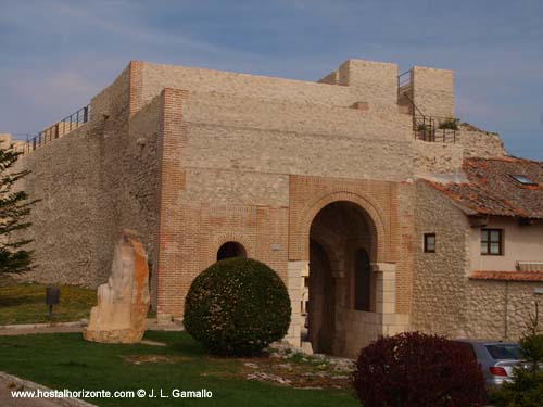 Puerta de San Basilio Cuéllar Segovia Spain