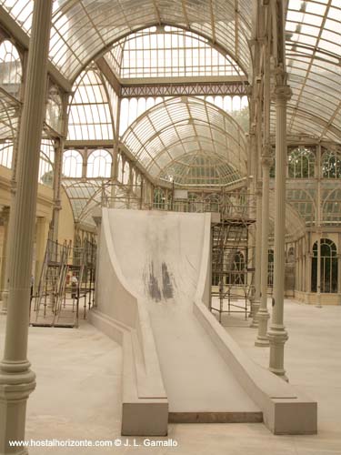 Palacio de Cristal. Retiro. Madrid Spain Continuara. Maja Bajevic.